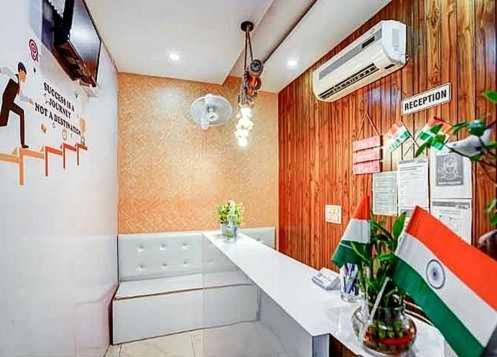 Hotel O Seventy Stay In Sohana Bagian luar foto